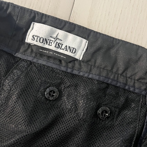 Stone Island Seersucker Nylon Pant (Black) - Picture 4 of 6